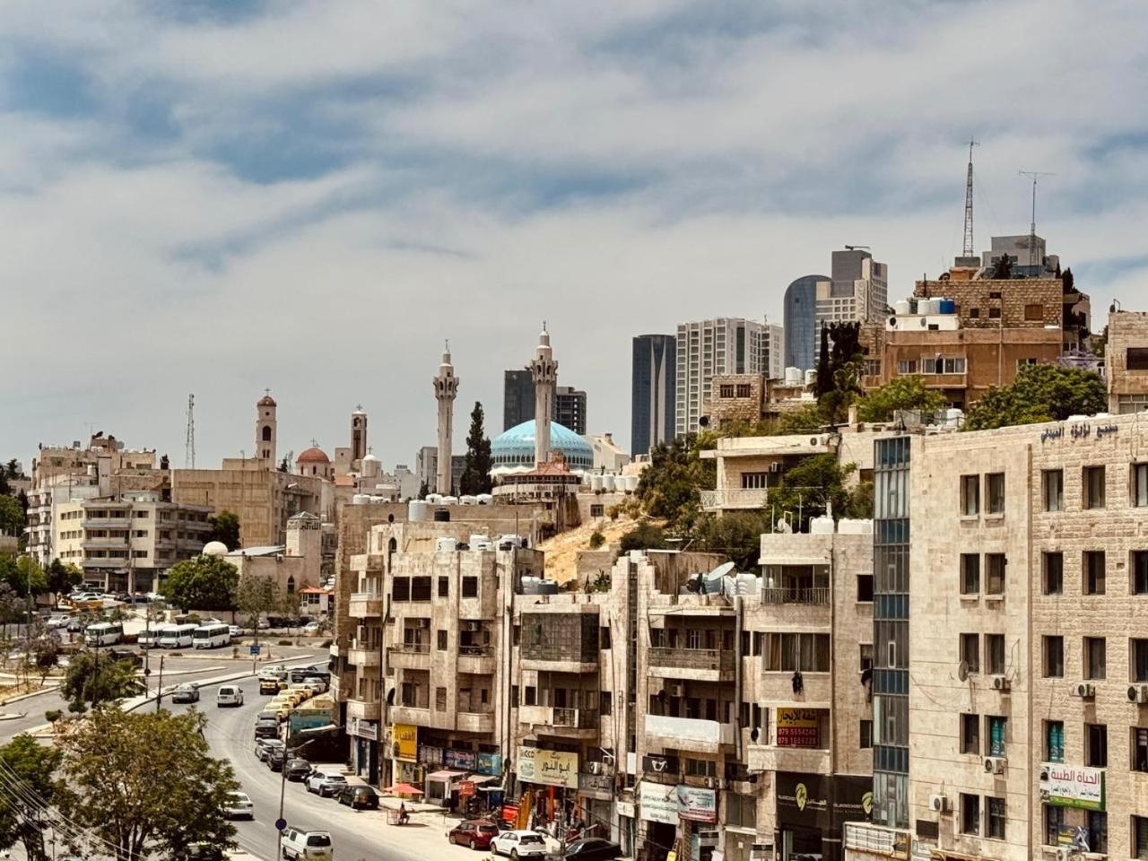 New Merryland Hotel Amman Exterior photo